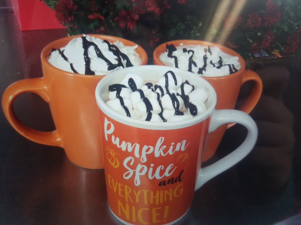 Dew Drop Inn Cafe | restaurant | 1204 Sherman St, Hot Springs, SD 57747, USA | 6057457500 OR +1 605-745-7500