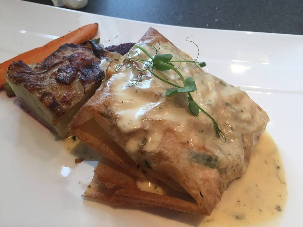 Chocolats Colombe et Bistro Colombine | restaurant | 128 Route 235 LAnge Gardien, QC J0E 1E0, Ange-Gardien, QC J0E 1E0, Canada | 4502930129 OR +1 450-293-0129