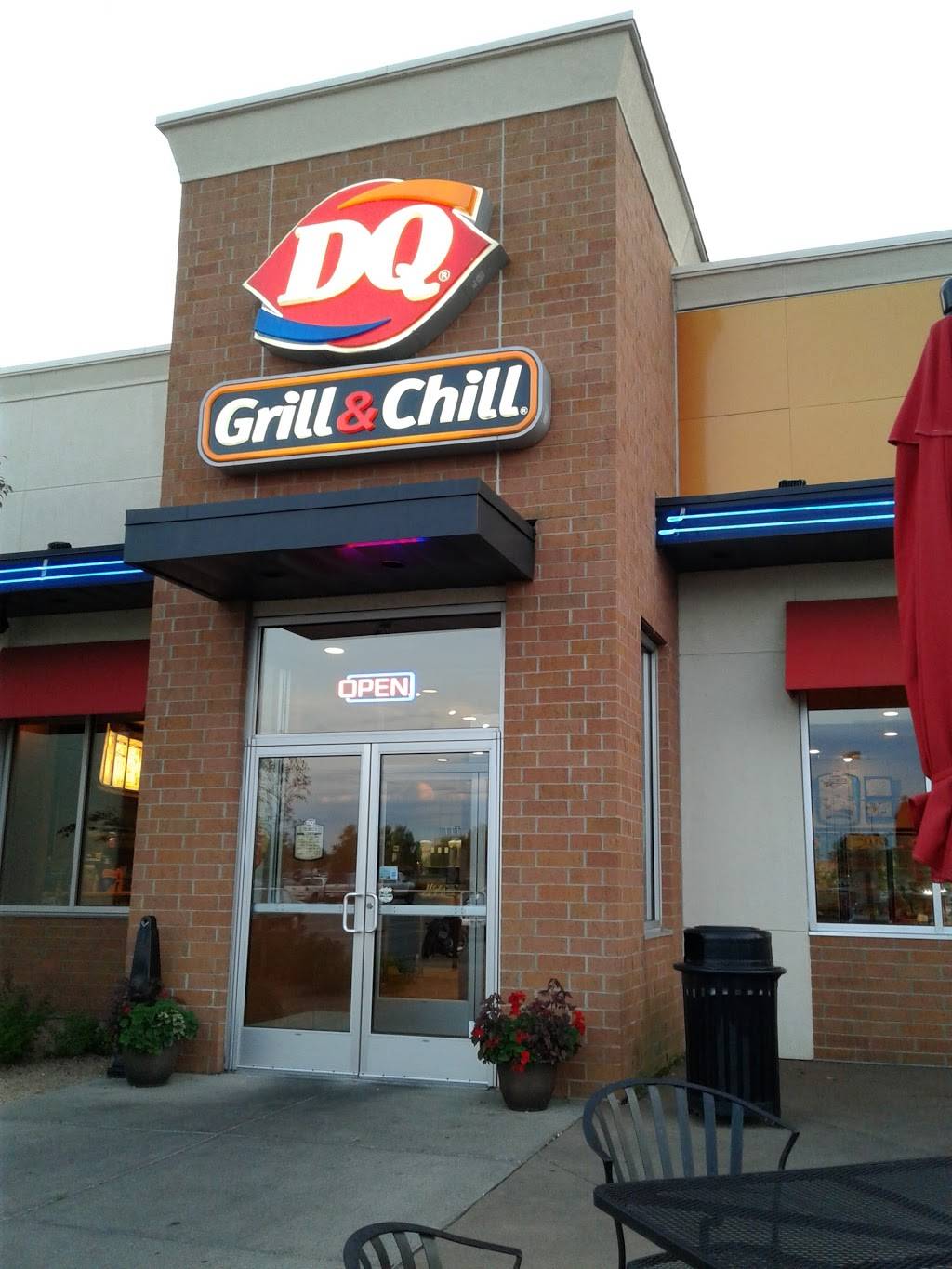 Dairy Queen Grill & Chill | restaurant | 3595 River Rapids Dr NW, Coon Rapids, MN 55448, USA | 7633236887 OR +1 763-323-6887