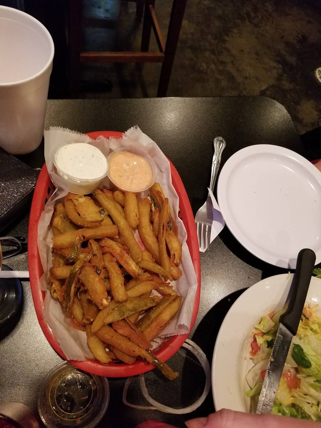 Johnny Vs Sports Pub | restaurant | 58 N Main St, Frankfort, IN 46041, USA | 7656544702 OR +1 765-654-4702