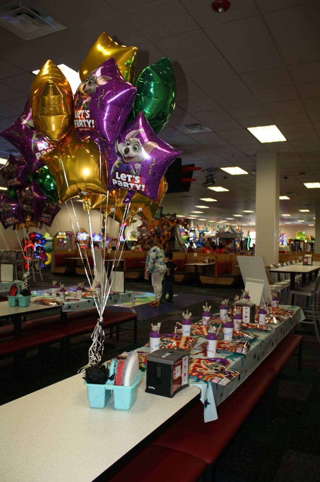 Chuck E. Cheeses | restaurant | 146 FM 1960, Houston, TX 77090, USA | 2818932148 OR +1 281-893-2148