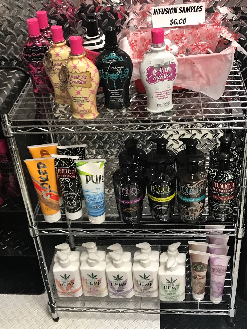 Full Throttle Tan & Hair | restaurant | 1239 North, IN-39, La Porte, IN 46350, USA | 2198511508 OR +1 219-851-1508