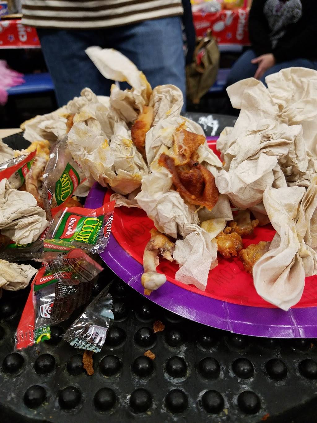 Chuck E. Cheeses | restaurant | 3241 Plaza Dr, Waldorf, MD 20602, USA | 3016381022 OR +1 301-638-1022