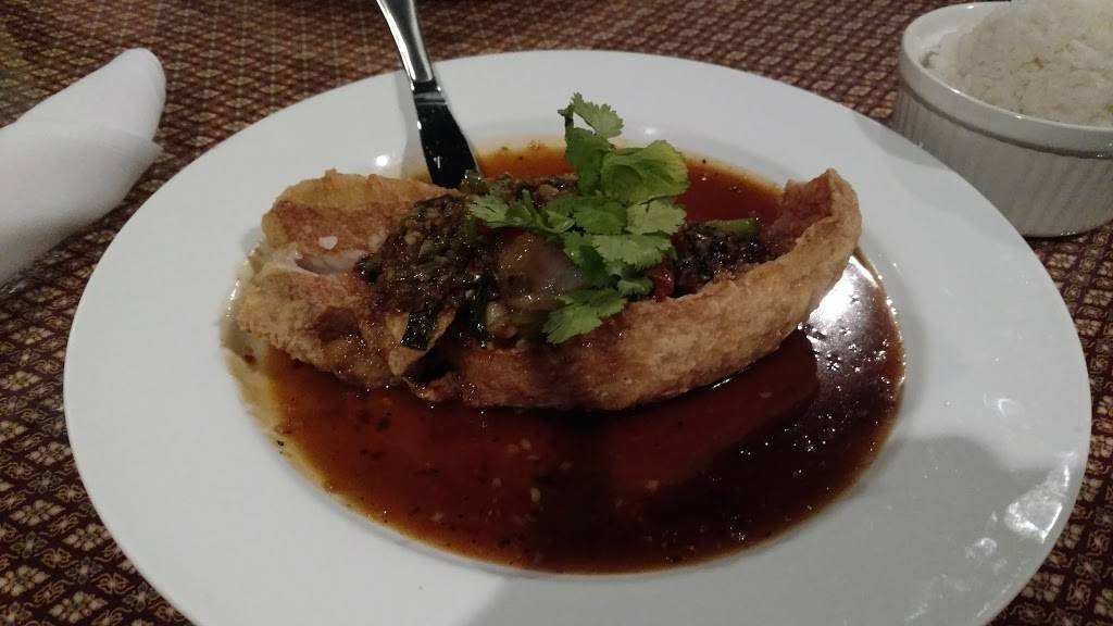 Siamville Thai Cuisine | restaurant | 3635 1st Ave SE, Cedar Rapids, IA 52403, USA | 3193641955 OR +1 319-364-1955