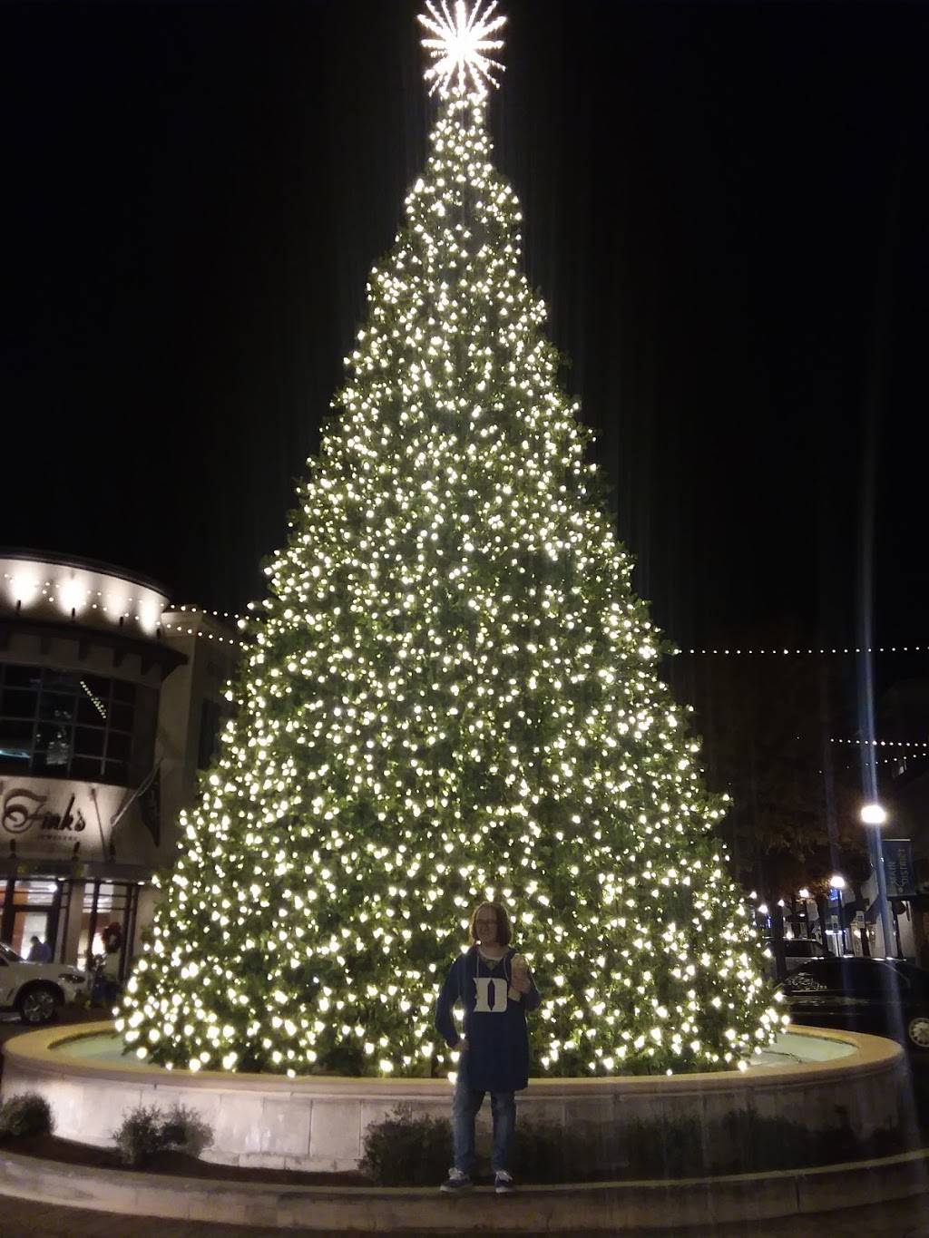 Starbucks | cafe | 4160 Main St #105, Raleigh, NC 27609, USA | 9194200514 OR +1 919-420-0514