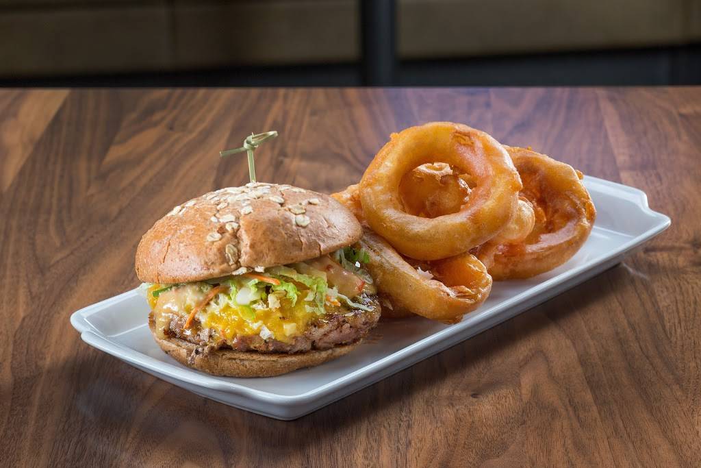Bru Burger Bar - Indianapolis | restaurant | 410 Massachusetts Ave, Indianapolis, IN 46204, USA | 3176354278 OR +1 317-635-4278