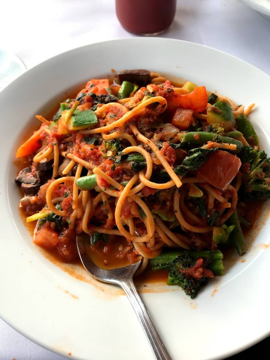 F.H. Rileys | restaurant | 400 New York Ave, Huntington, NY 11743, USA | 6312717600 OR +1 631-271-7600