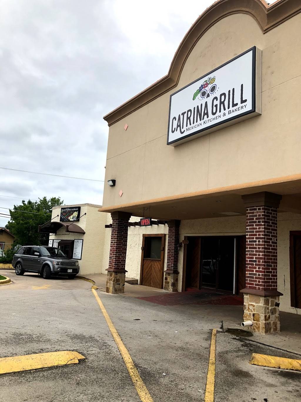 Catrina Grill Mexican Kitchen and Bakery | restaurant | 383 Huffines Blvd, Lewisville, TX 75057, USA | 9729069229 OR +1 972-906-9229
