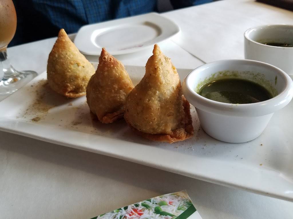 Deccan Spice | restaurant | 192 W Gartner Rd, Naperville, IL 60540, USA | 3317017105 OR +1 331-701-7105