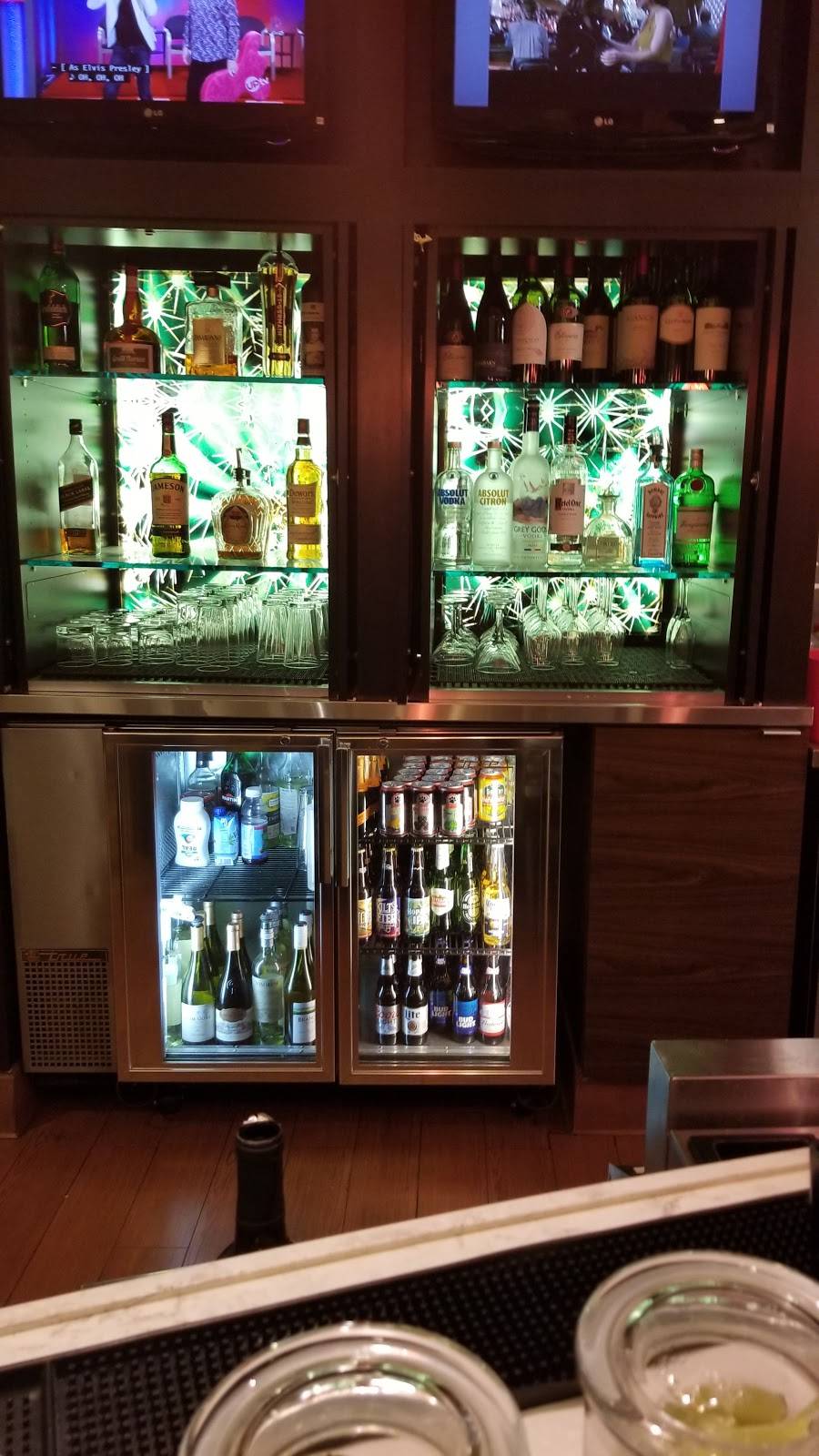 The Bistro – Eat. Drink. Connect.® | restaurant | 1221 S Westwood, Mesa, AZ 85210, USA | 4804613000 OR +1 480-461-3000