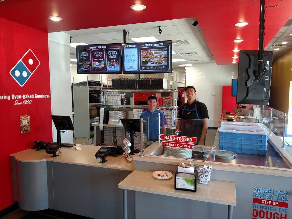 Dominos Pizza | meal delivery | 21 Lowrie Ave, Gladstone, MI 49837, USA | 9064286075 OR +1 906-428-6075