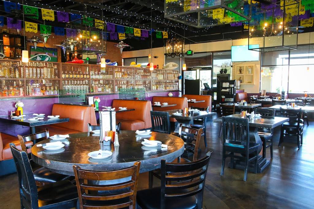 Mexquite Mexican Restaurant | night club | 25095 Blue Ravine Rd, Folsom, CA 95630, USA | 9169848607 OR +1 916-984-8607