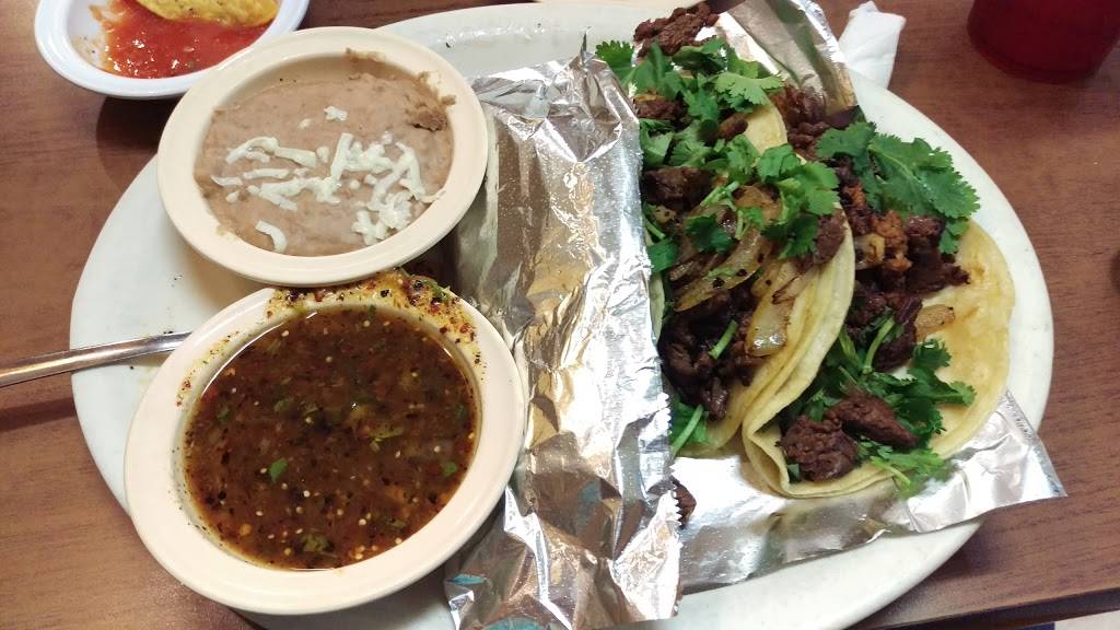 Tequila Mexican Restaurant | restaurant | 700 Chester Center, Chester, IL 62233, USA | 6188261343 OR +1 618-826-1343