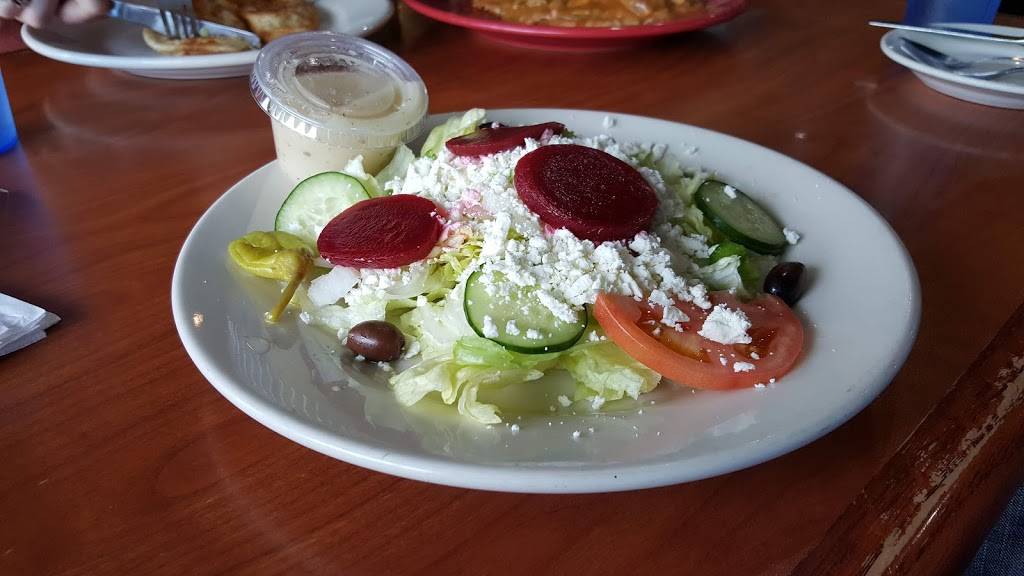 Vals Polish Kitchen | restaurant | 224 E Auburn Rd, Rochester Hills, MI 48307, USA | 2482932660 OR +1 248-293-2660