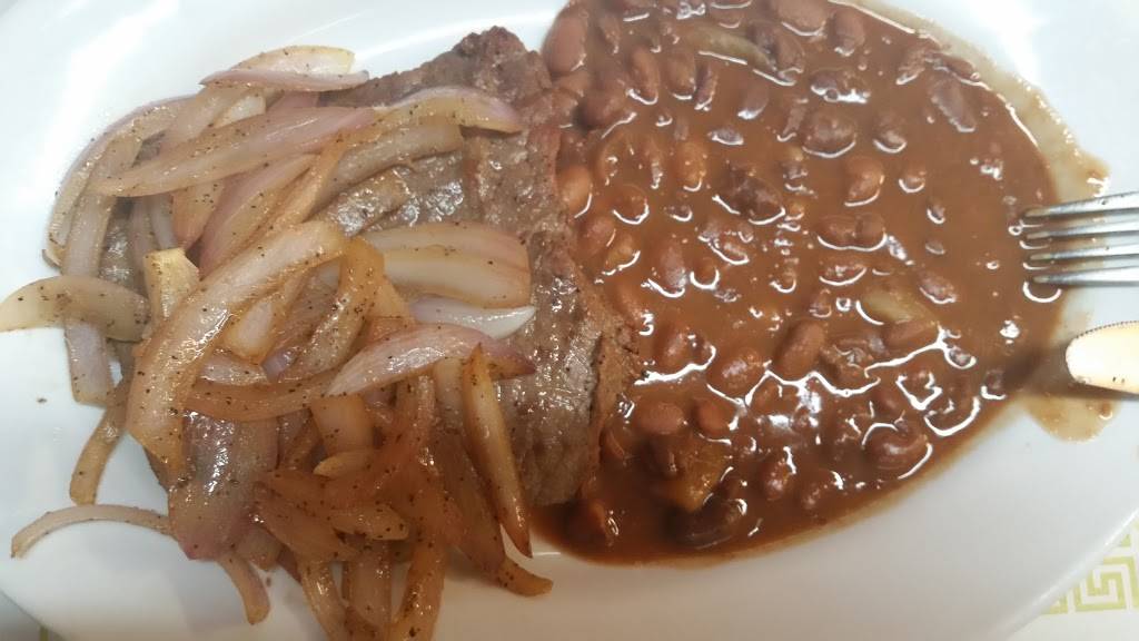 Golden Chicken | restaurant | 17944 Hillside Avenue, Jamaica, NY 11432, USA | 7182064667 OR +1 718-206-4667