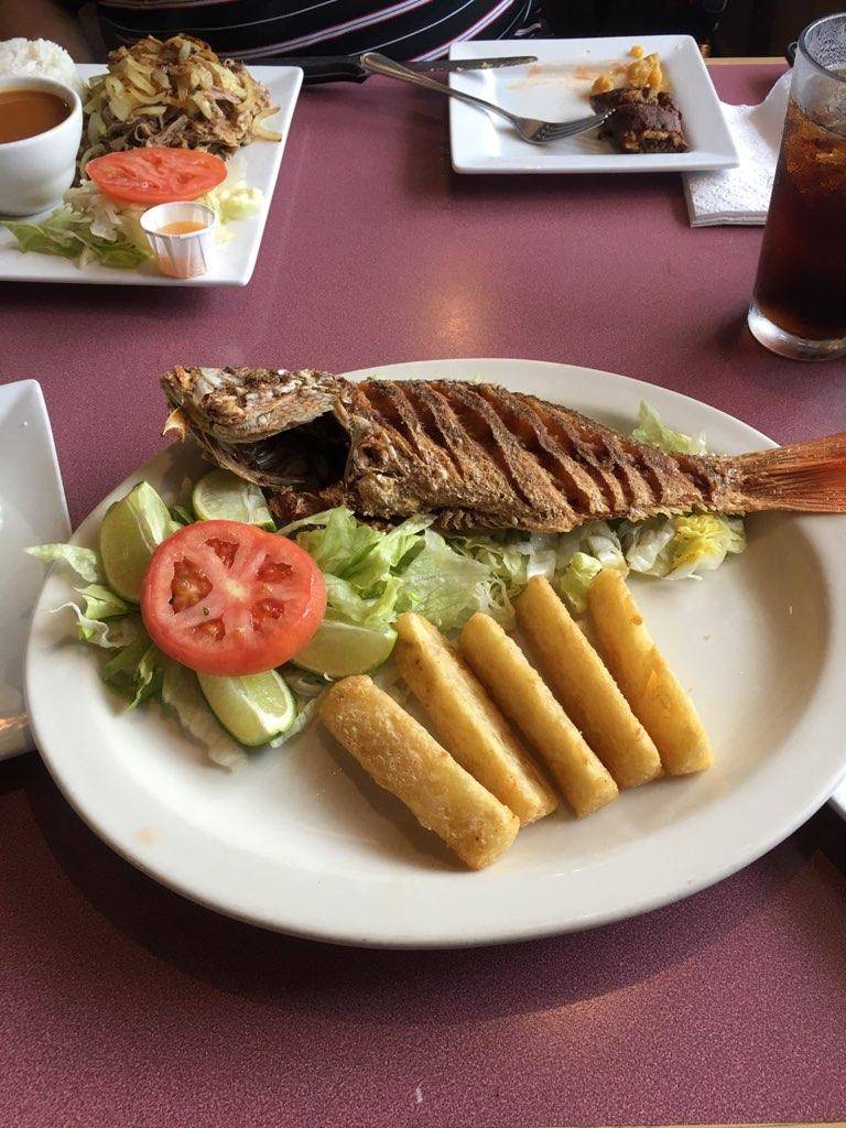 Mi Balconcito Latin Grill | night club | 4720 Dixie Hwy NE, Palm Bay, FL 32905, USA | 3218214911 OR +1 321-821-4911