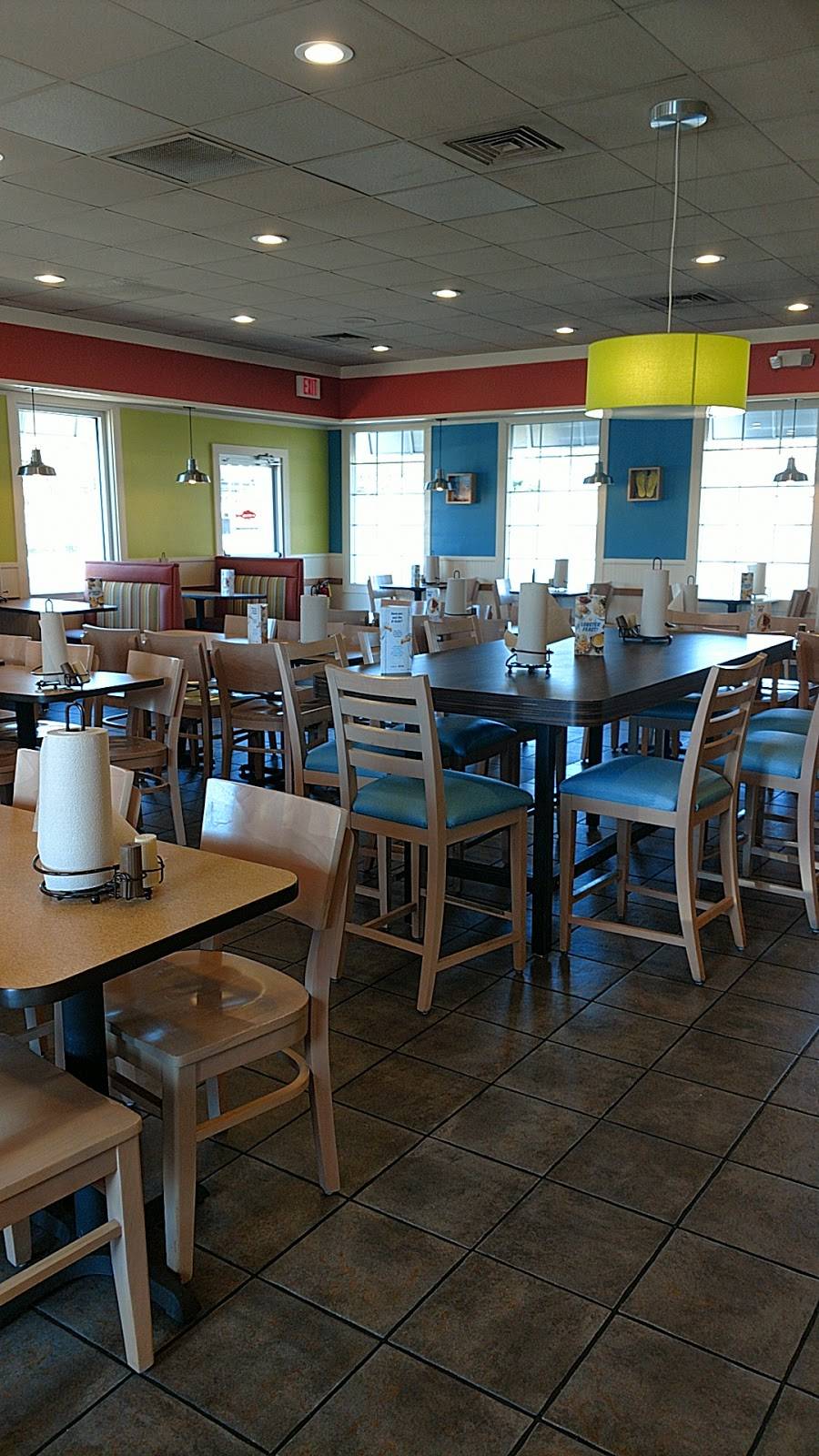 Captain Ds | restaurant | 2460 Pio Nono Ave, Macon, GA 31206, USA | 4787849050 OR +1 478-784-9050