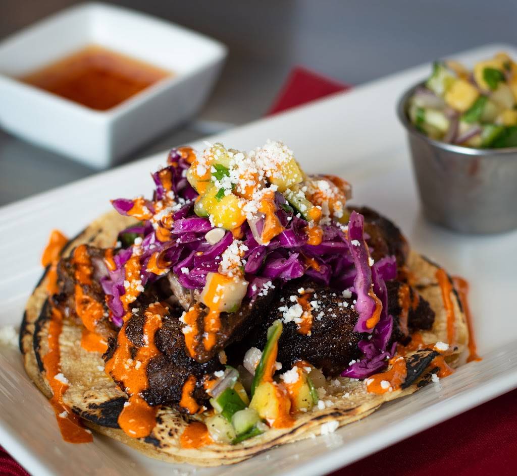 Fistful of Tacos | restaurant | 2708 Paoli Pike, New Albany, IN 47150, USA | 8125570226 OR +1 812-557-0226