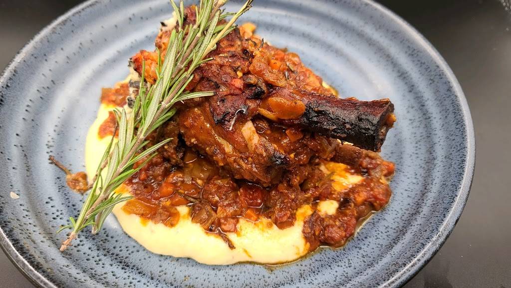 Olivers Rooftop | restaurant | 130 E Front St, Erie, PA 16507, USA | 8149209666 OR +1 814-920-9666