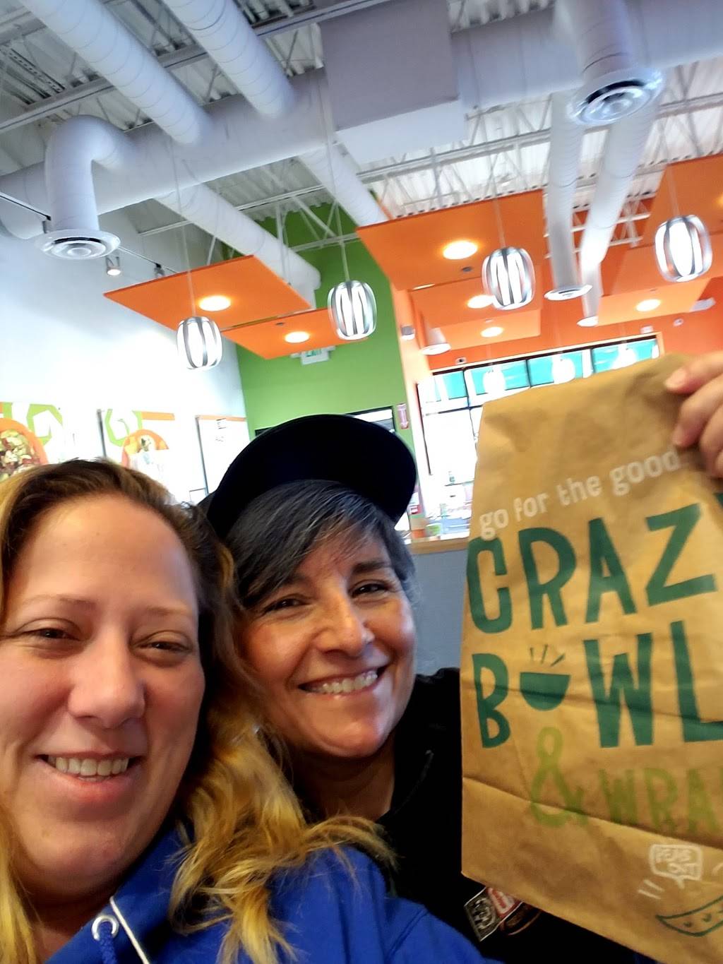 Crazy Bowls & Wraps | restaurant | 12604 Lmplr Sq Shp Ctr, St. Louis, MO 63128, USA | 3148431871 OR +1 314-843-1871