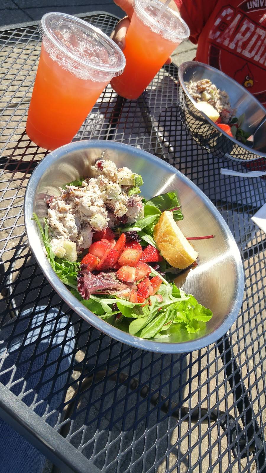 Vinaigrette Salad Kitchen | restaurant | 203 N Hurstbourne Pkwy, Louisville, KY 40222, USA | 5022059933 OR +1 502-205-9933