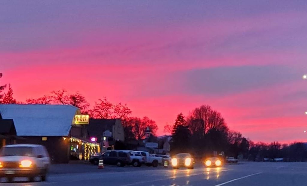 The Old Merc | restaurant | 44247 CA-299, McArthur, CA 96056, USA | 5303365959 OR +1 530-336-5959