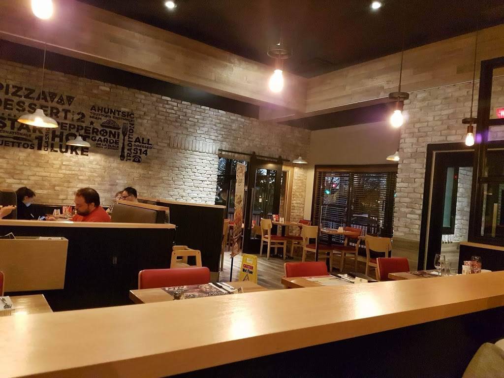 Mikes | restaurant | 10490 Rue Lajeunesse, Montréal, QC H3L 2E5, Canada | 5143850123 OR +1 514-385-0123