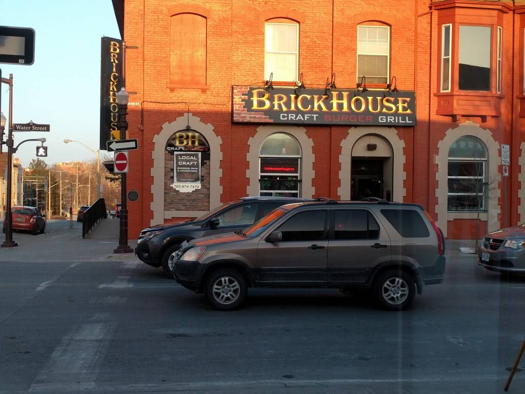 BrickHouse Craft Burger | restaurant | 123 Simcoe St, Peterborough, ON K9H 2H3, Canada | 7058747474 OR +1 705-874-7474