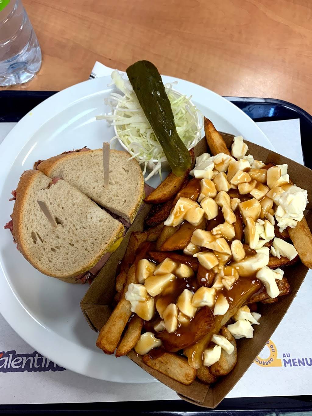 Valentine | restaurant | 658 Boulevard du St Maurice, Trois-Rivières, QC G9A 3P6, Canada | 8193747638 OR +1 819-374-7638