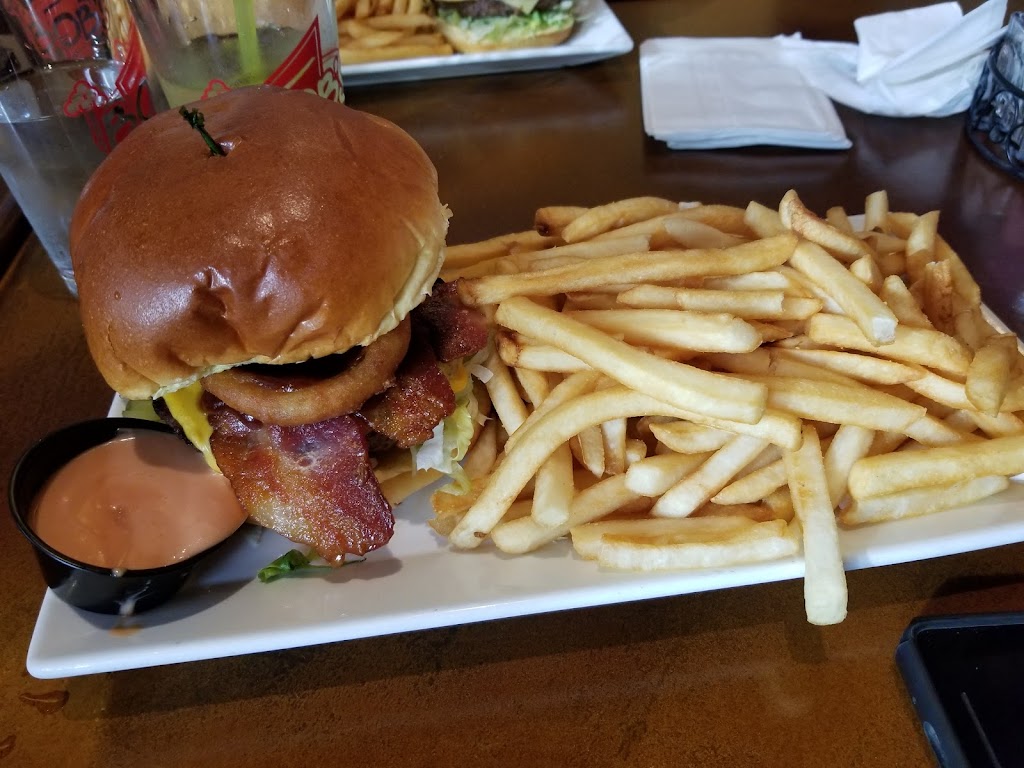 Hops n Drops | restaurant | 4898 W Hildebrand Blvd Suite A, Kennewick, WA 99338, USA | 5095863777 OR +1 509-586-3777