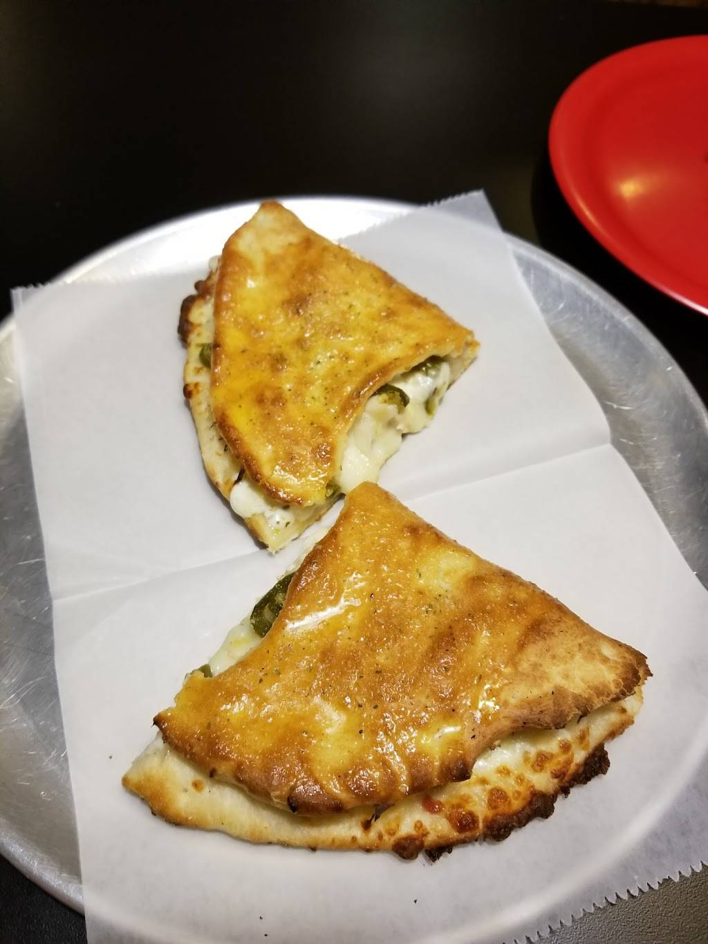 Johnnys Pizza House | meal delivery | 114 Benton Spur, Bossier City, LA 71111, USA | 3187427374 OR +1 318-742-7374