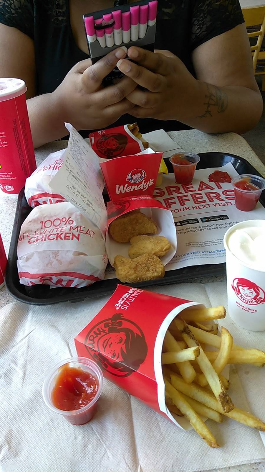 Wendys | restaurant | 1051 Main St, Buffalo, NY 14209, USA | 7168837242 OR +1 716-883-7242