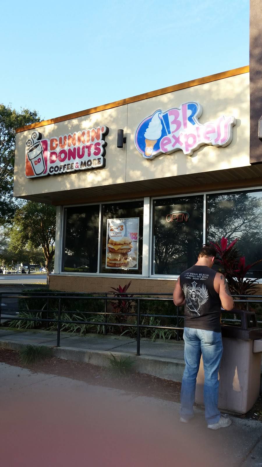 Dunkin | bakery | 4610 W Lake Mary Blvd, Lake Mary, FL 32746, USA | 4078059471 OR +1 407-805-9471