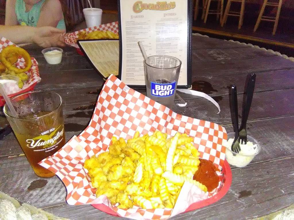 Crocadillos Bar and Grill | restaurant | 109 Fishermans Wharf, Fort Pierce, FL 34950, USA | 7724094495 OR +1 772-409-4495