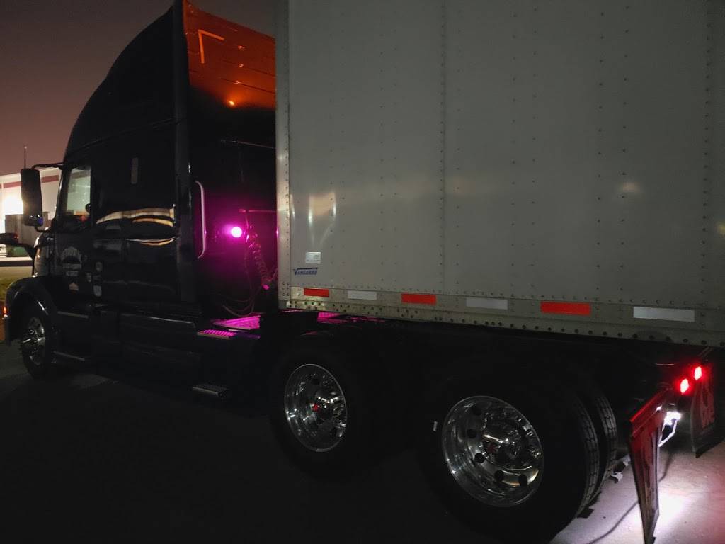 Hwy 30 Berthelots | restaurant | 4001 E Hwy 30, St Gabriel, LA 70776, USA | 2256428226 OR +1 225-642-8226