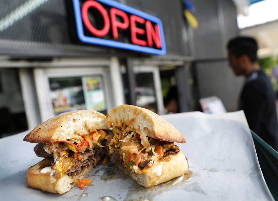 Dignowity Meats | restaurant | 1701 E Houston St, San Antonio, TX 78202, USA | 2104621496 OR +1 210-462-1496