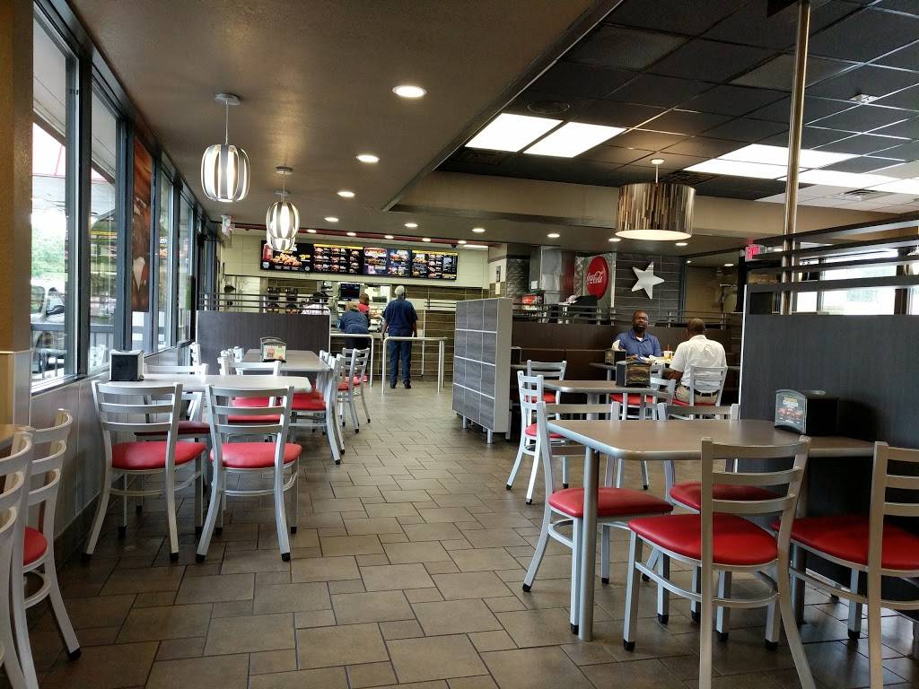 Hardees | restaurant | 2304 Gorman St, Raleigh, NC 27606, USA | 9192338287 OR +1 919-233-8287