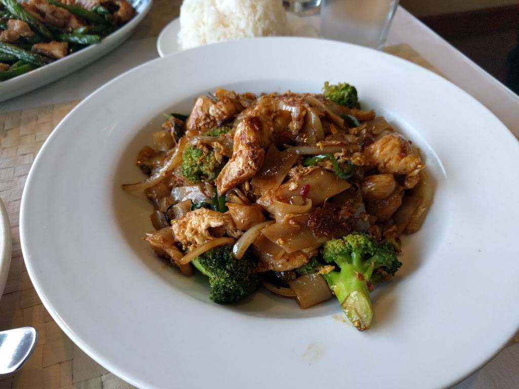 Narin Thai Cuisine | restaurant | 231 Park Rd, Burlingame, CA 94010, USA | 6503441900 OR +1 650-344-1900