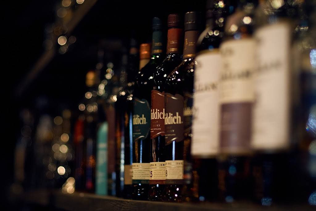 The Dirty Bird Lounge | night club | 926 B St, Hayward, CA 94541, USA | 5103988014 OR +1 510-398-8014