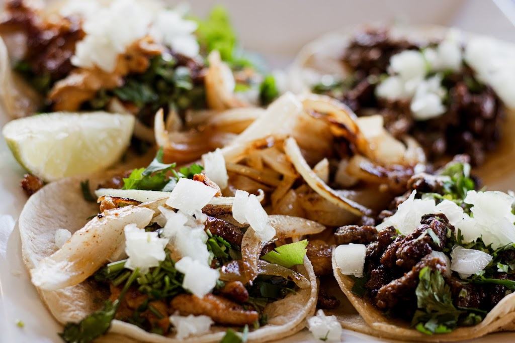 El Buen Sazón | restaurant | 995 Saratoga Ave, San Jose, CA 95129, USA | 4083202619 OR +1 408-320-2619