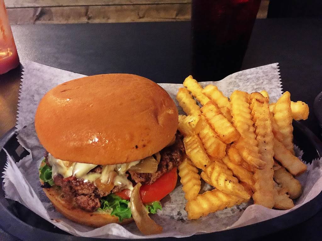 The Copper Grill | restaurant | 109 Ocoee St, Copperhill, TN 37317, USA | 4235481530 OR +1 423-548-1530