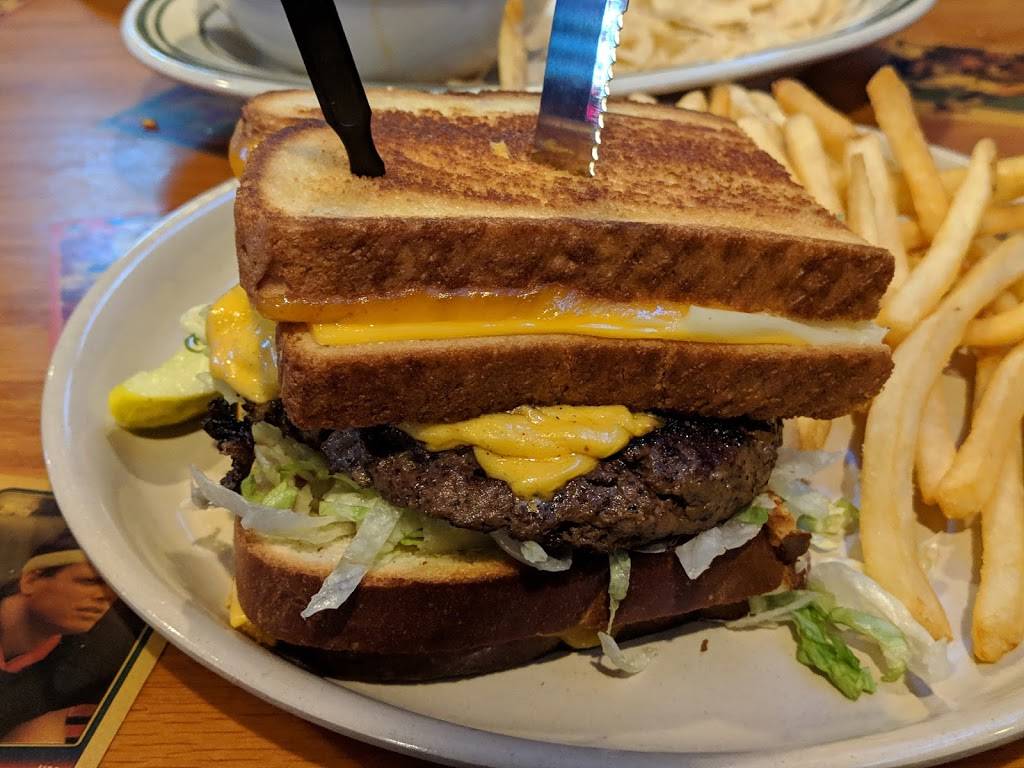 Tullys Good Times Amherst | restaurant | 1459 Niagara Falls Blvd, Buffalo, NY 14228, USA | 7164460007 OR +1 716-446-0007