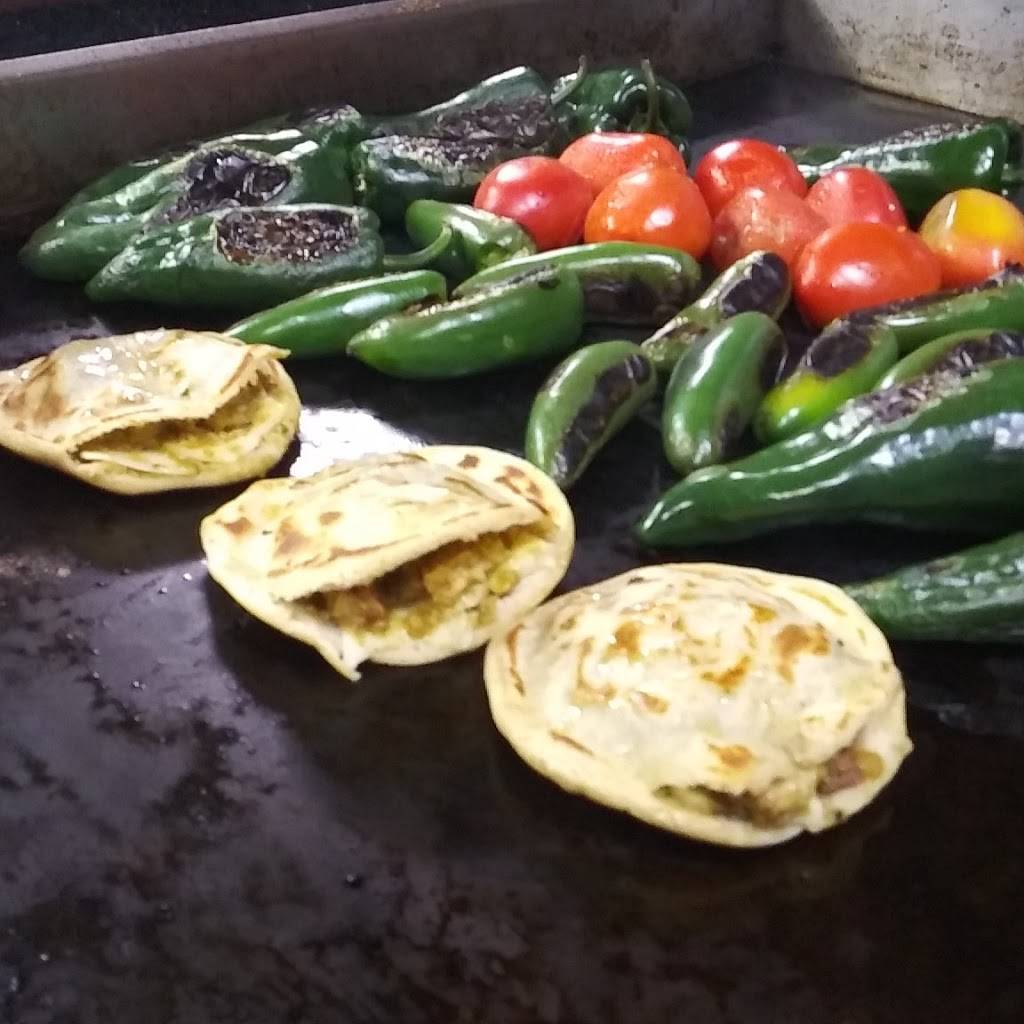 Gorditas EL PAPI | restaurant | 2348 S B St, Stockton, CA 95206, USA | 2096246310 OR +1 209-624-6310