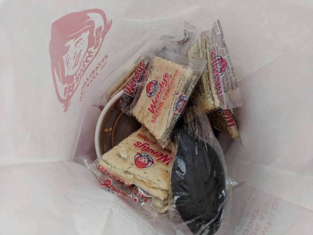 Wendys | restaurant | 9015 Maccorkle Ave, Marmet, WV 25315, USA | 3049495154 OR +1 304-949-5154