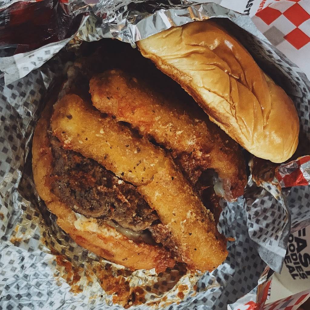 Checkers | restaurant | 5731 Buckeystown Pike, Frederick, MD 21701, USA | 3016829731 OR +1 301-682-9731