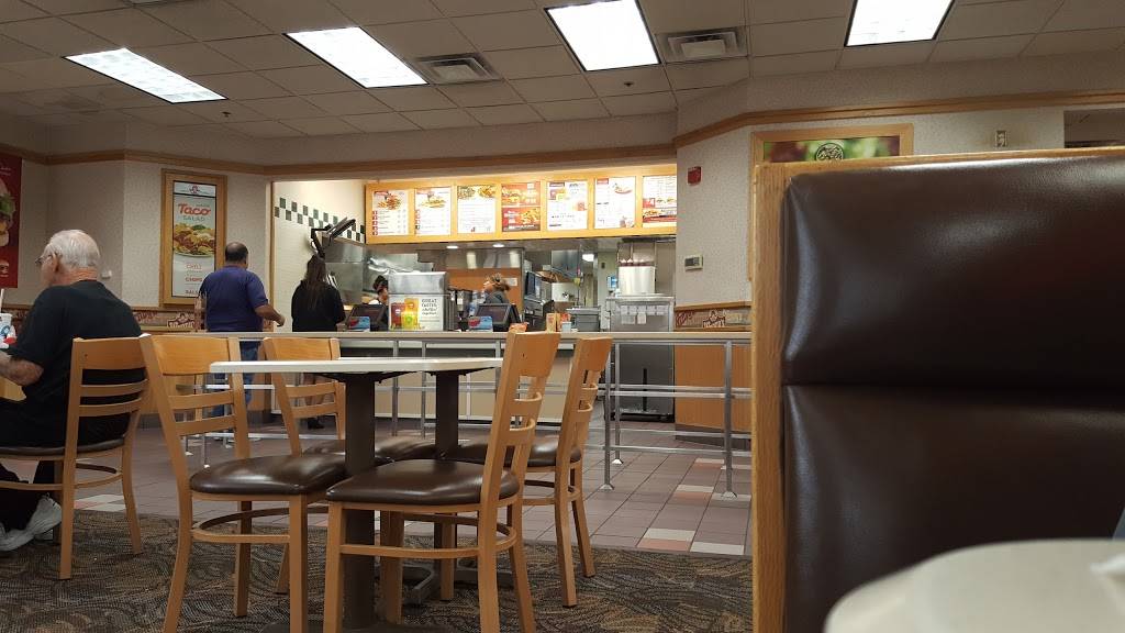 Wendys | restaurant | 72837 Dinah Shore Dr, Rancho Mirage, CA 92270, USA | 7603218614 OR +1 760-321-8614