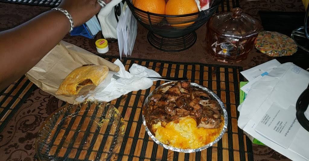 Jamaican Flavors | restaurant | 22409 141st Ave, Jamaica, NY 11413, USA | 7183417352 OR +1 718-341-7352