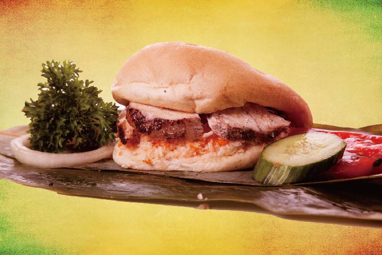 Mr Jerk | restaurant | 3050 Don Mills Rd E, North York, ON M2J 3C1, Canada | 4164913593 OR +1 416-491-3593