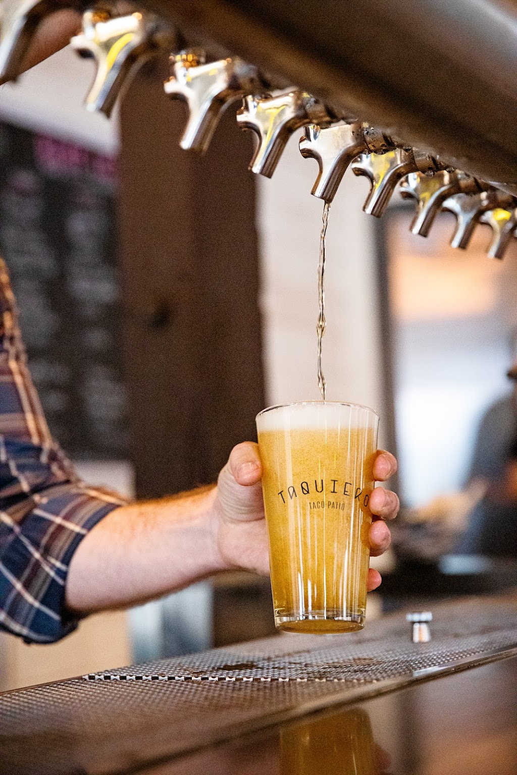 Taquiero Taco Patio | restaurant | 5643 Alton Pkwy, Irvine, CA 92618, USA | 9494189204 OR +1 949-418-9204