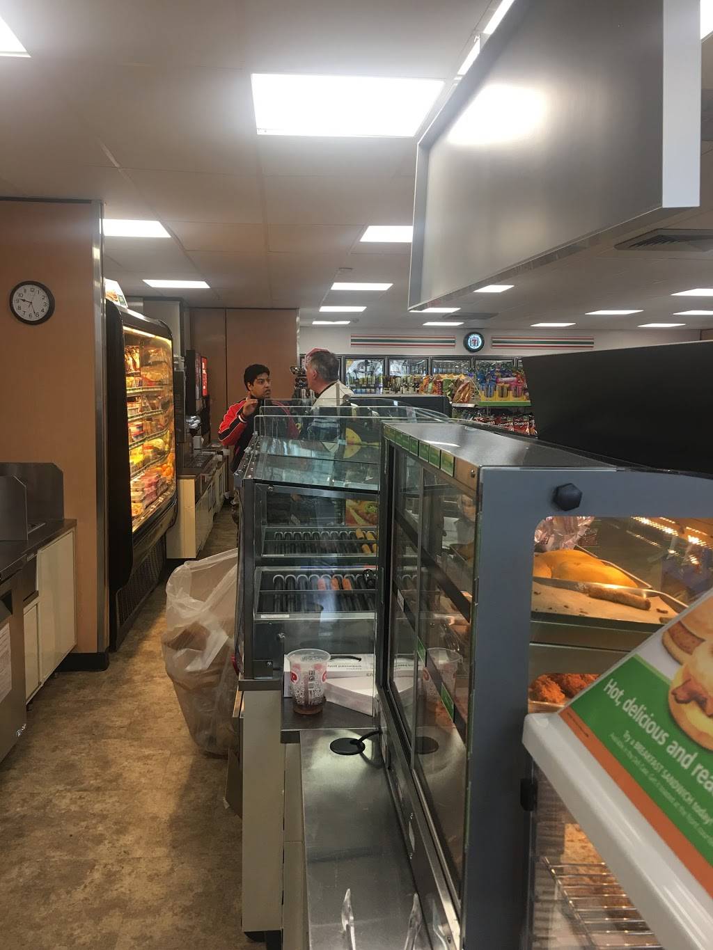 7-Eleven | bakery | 751 E Squantum St, Quincy, MA 02171, USA | 6178478908 OR +1 617-847-8908